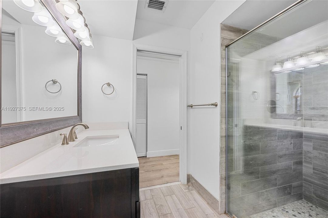 For Sale: $750,000 (4 beds, 3 baths, 2262 Square Feet)