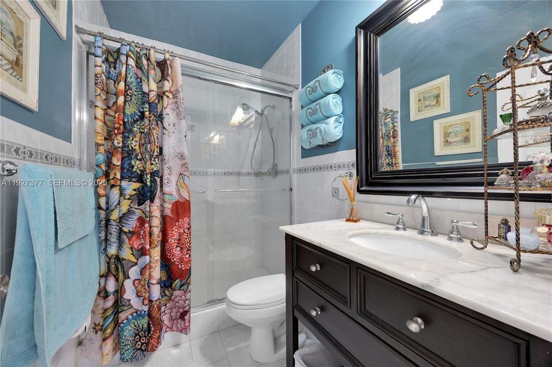 For Sale: $730,000 (3 beds, 2 baths, 2120 Square Feet)