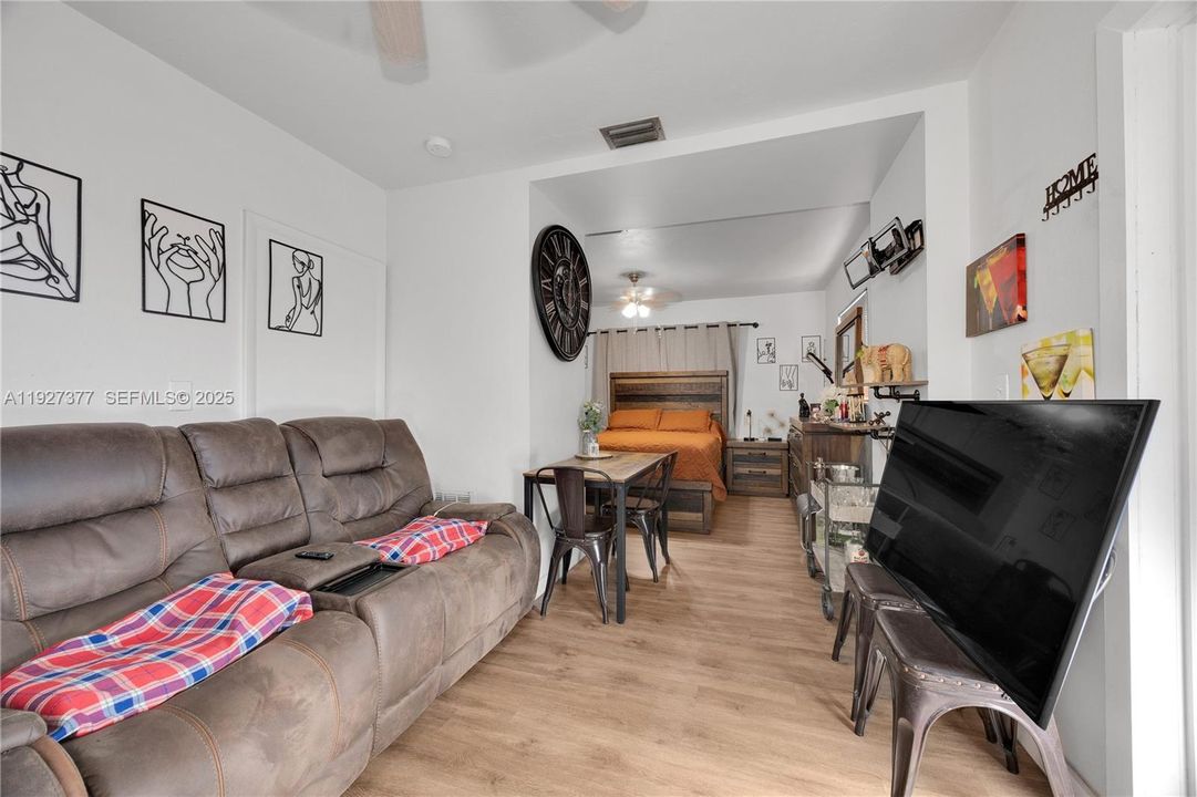 For Sale: $730,000 (3 beds, 2 baths, 2120 Square Feet)