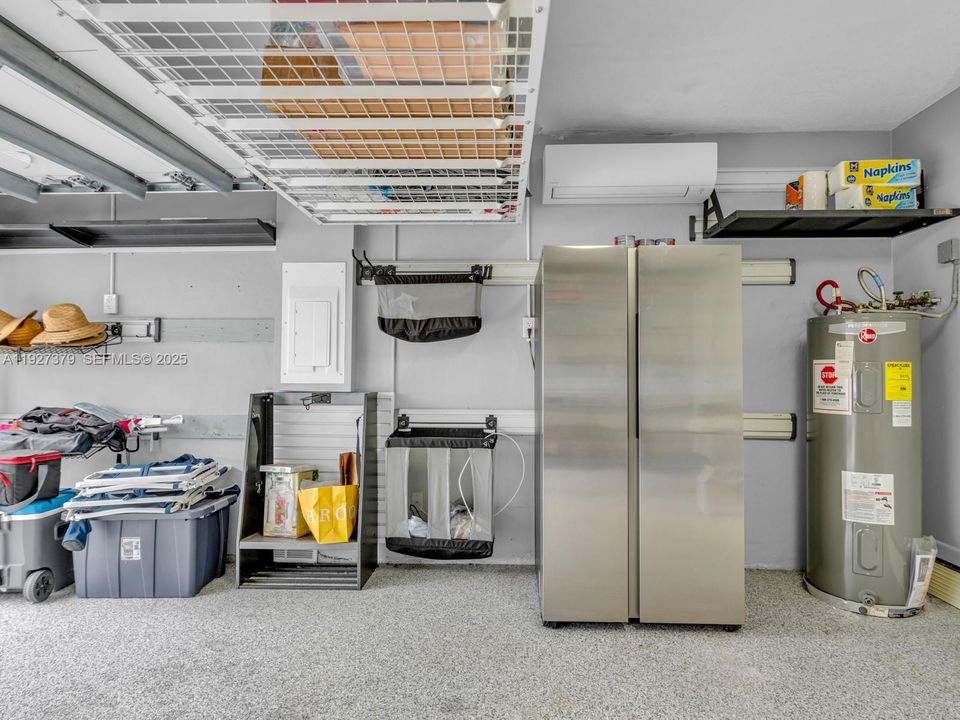 En Renta: $4,600 (3 camas, 2 baños, 1672 Pies cuadrados)