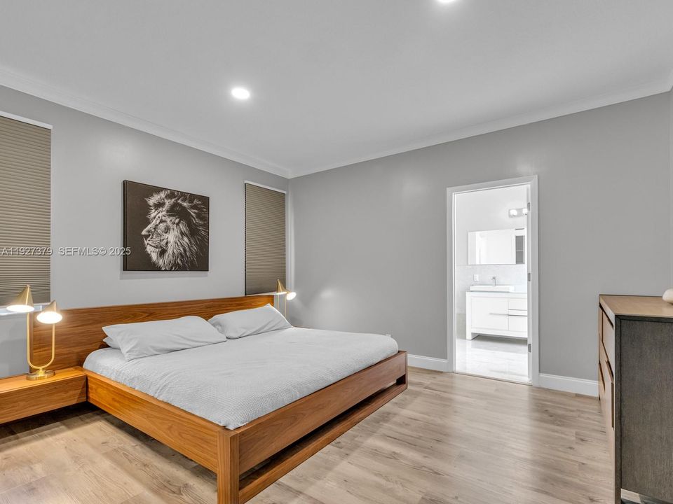 En Renta: $4,600 (3 camas, 2 baños, 1672 Pies cuadrados)