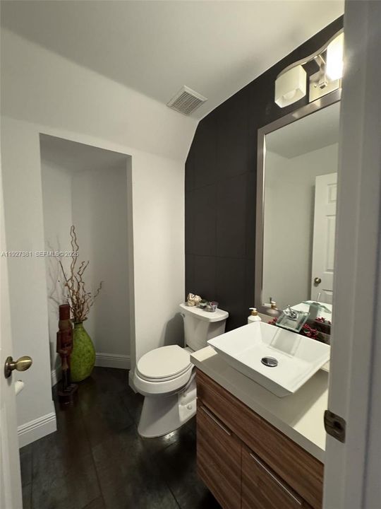 В аренду: $6,900 (4 спален, 3 ванн, 2923 Квадратных фут)