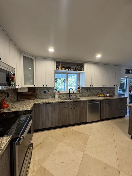 В аренду: $6,900 (4 спален, 3 ванн, 2923 Квадратных фут)