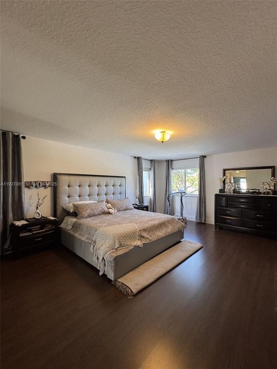 В аренду: $6,900 (4 спален, 3 ванн, 2923 Квадратных фут)