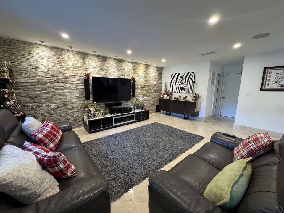 В аренду: $6,900 (4 спален, 3 ванн, 2923 Квадратных фут)