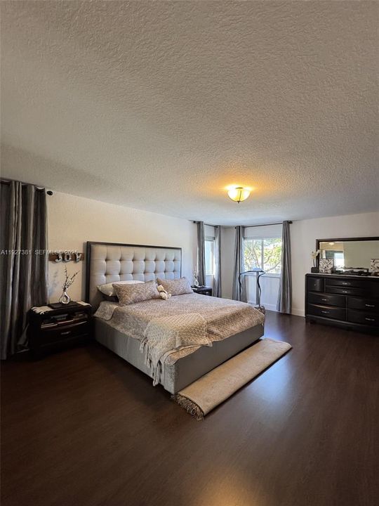 В аренду: $6,900 (4 спален, 3 ванн, 2923 Квадратных фут)