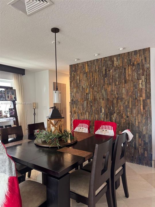 В аренду: $6,900 (4 спален, 3 ванн, 2923 Квадратных фут)