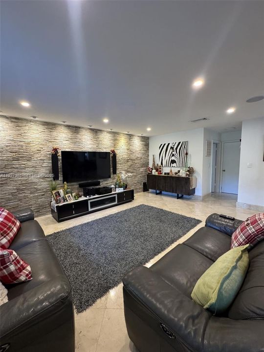 В аренду: $6,900 (4 спален, 3 ванн, 2923 Квадратных фут)