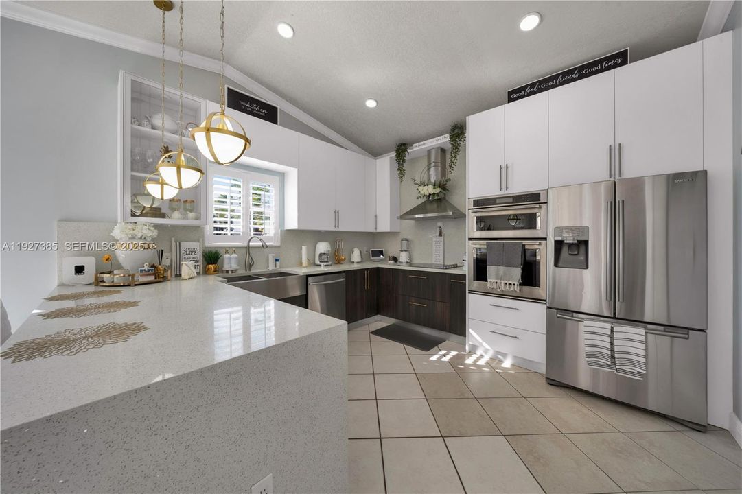 For Sale: $695,000 (3 beds, 2 baths, 1640 Square Feet)