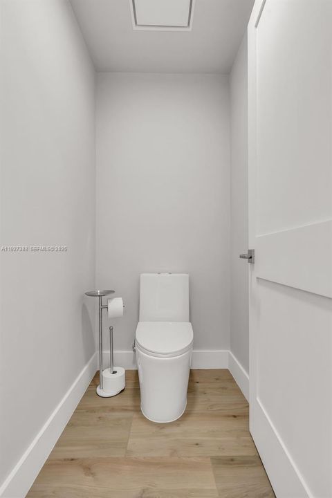 For Rent: $18,000 (3 beds, 3 baths, 2289 Square Feet)