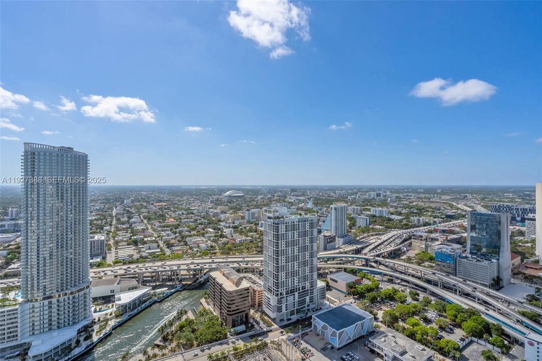 For Rent: $18,000 (3 beds, 3 baths, 2289 Square Feet)