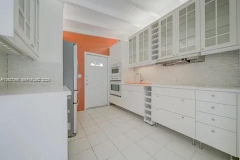 В аренду: $3,500 (3 спален, 1 ванн, 1053 Квадратных фут)