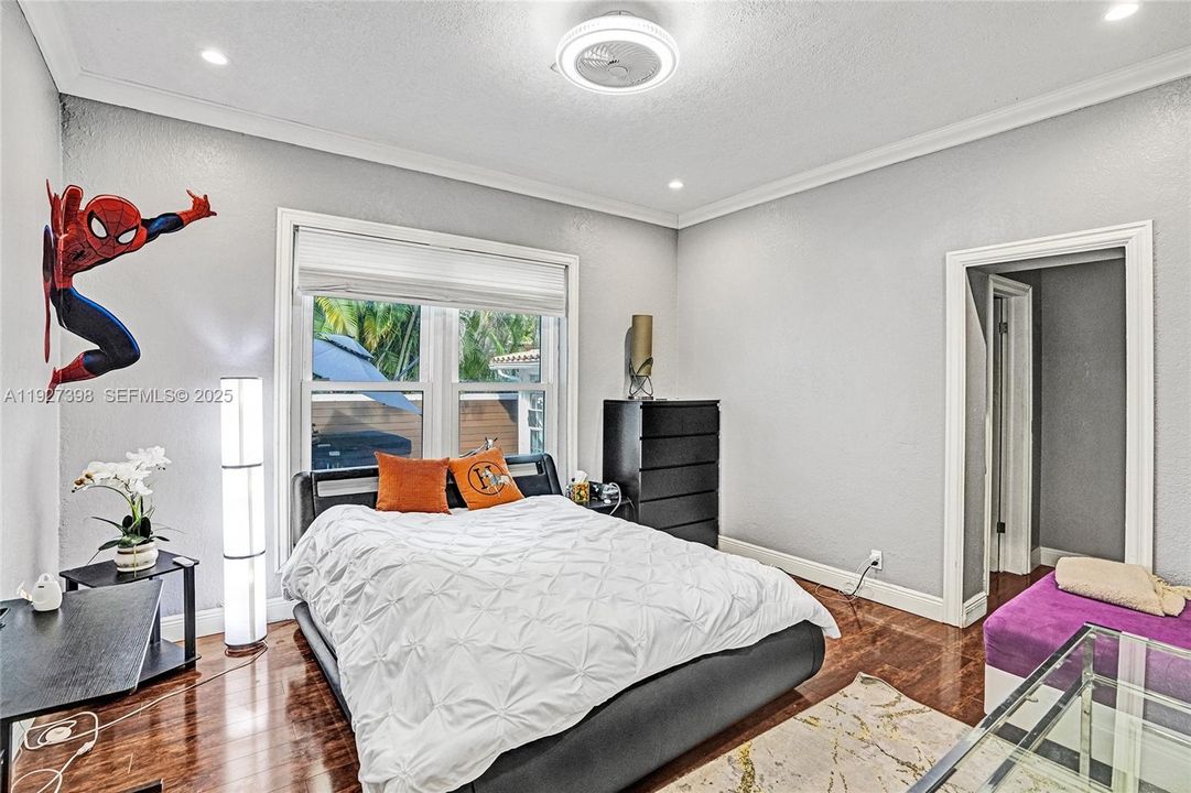 待售: $1,950,000 (5 贝兹, 3 浴室, 3177 平方英尺)