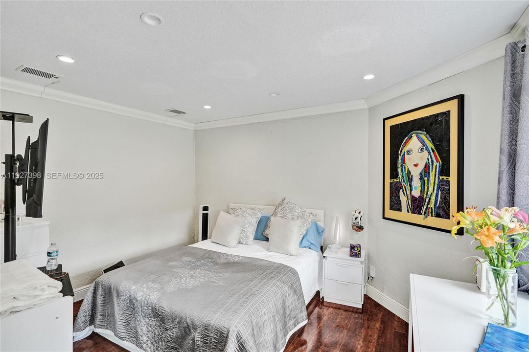 待售: $1,950,000 (5 贝兹, 3 浴室, 3177 平方英尺)