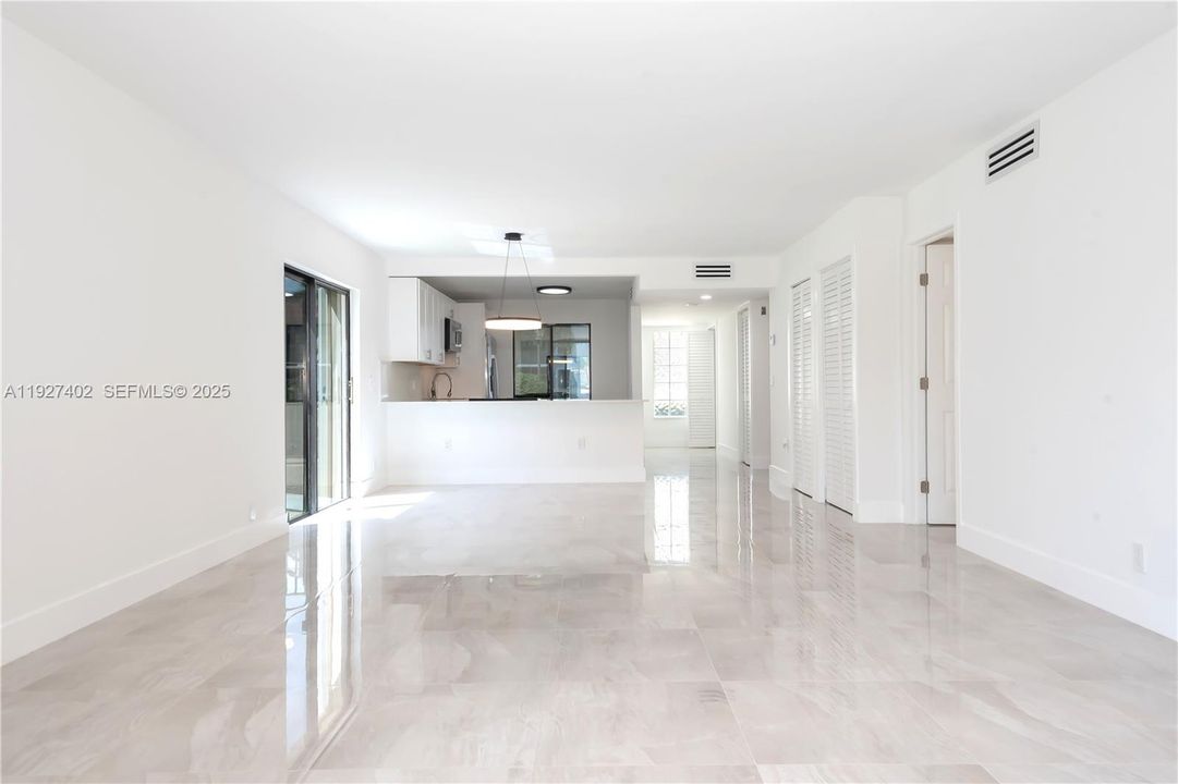 En Renta: $2,700 (2 camas, 2 baños, 1220 Pies cuadrados)