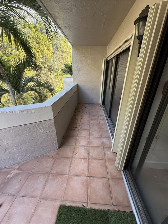 For Sale: $520,000 (2 beds, 2 baths, 1200 Square Feet)