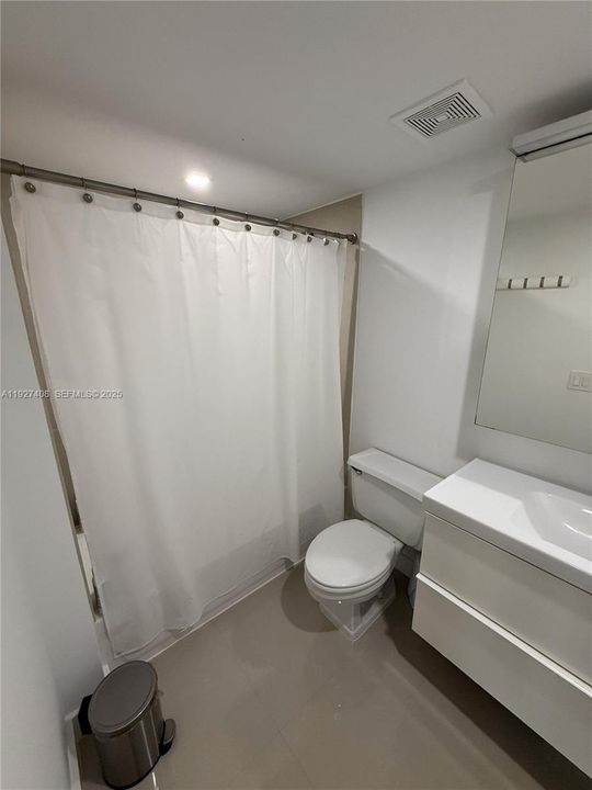 For Sale: $520,000 (2 beds, 2 baths, 1200 Square Feet)