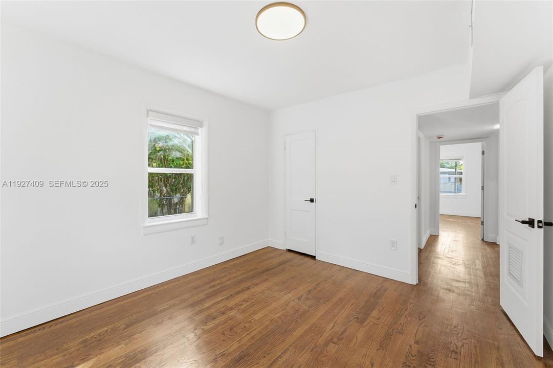 В аренду: $3,000 (4 спален, 2 ванн, 1728 Квадратных фут)