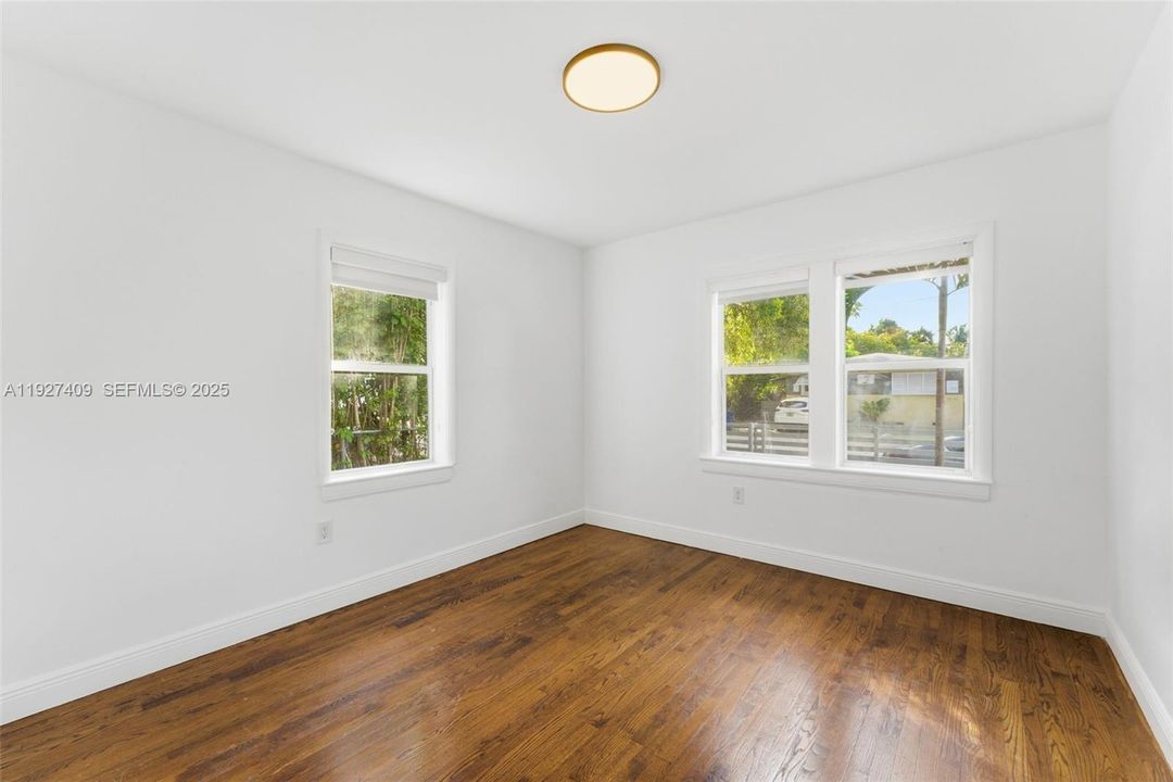 В аренду: $3,000 (4 спален, 2 ванн, 1728 Квадратных фут)