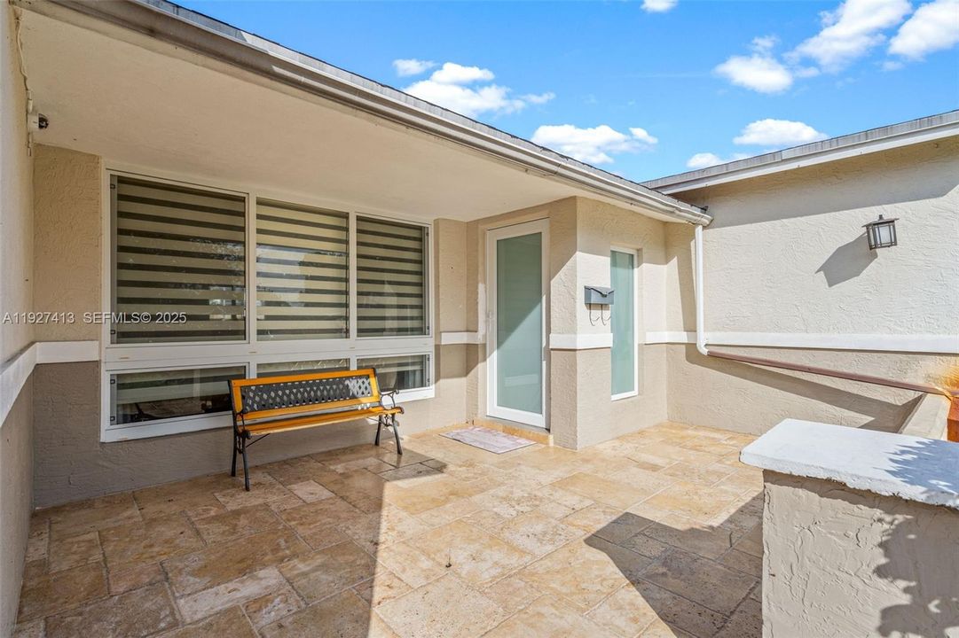 En Venta: $599,999 (4 camas, 2 baños, 1747 Pies cuadrados)