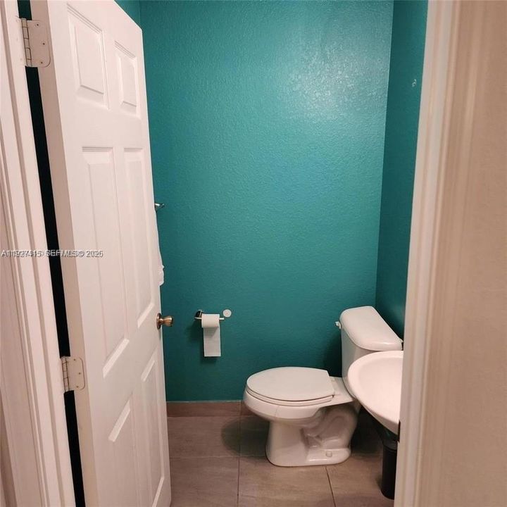 В аренду: $3,000 (3 спален, 2 ванн, 1380 Квадратных фут)