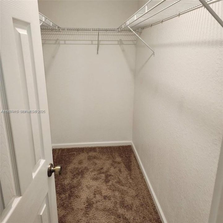 В аренду: $3,000 (3 спален, 2 ванн, 1380 Квадратных фут)