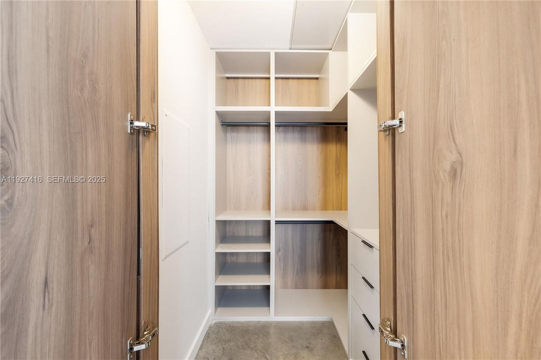 В аренду: $2,500 (1 спален, 1 ванн, 526 Квадратных фут)