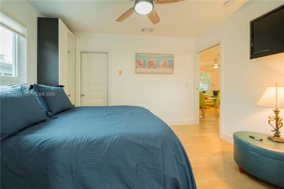 En Venta: $742,000 (2 camas, 1 baños, 1028 Pies cuadrados)