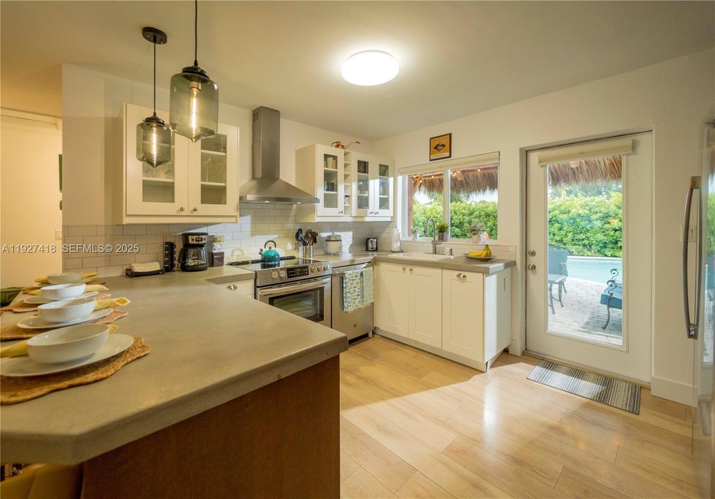 En Venta: $742,000 (2 camas, 1 baños, 1028 Pies cuadrados)