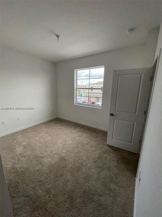 For Rent: $2,100 (2 beds, 2 baths, 1208 Square Feet)