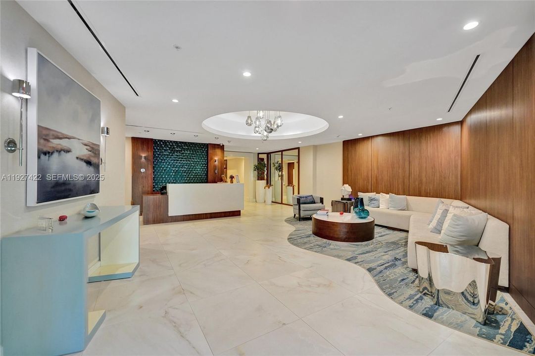 : $975,000 (2 camas, 2 baños, 1730 Pies cuadrados)