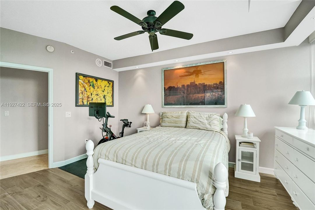 : $975,000 (2 camas, 2 baños, 1730 Pies cuadrados)