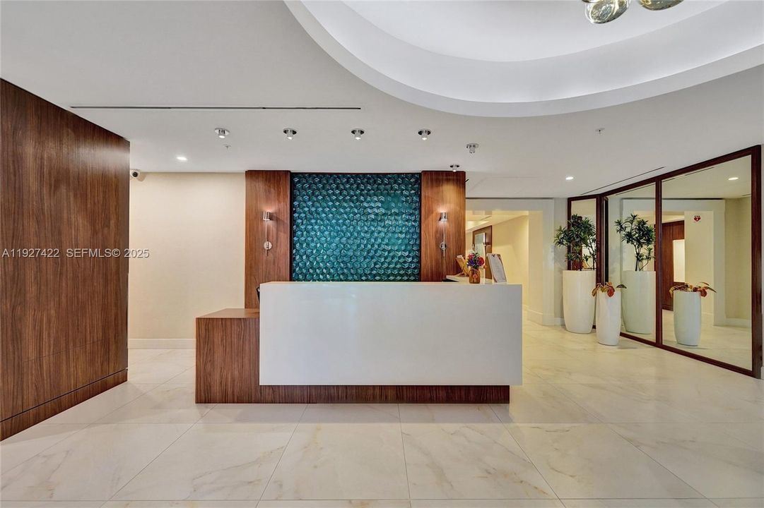 : $975,000 (2 camas, 2 baños, 1730 Pies cuadrados)