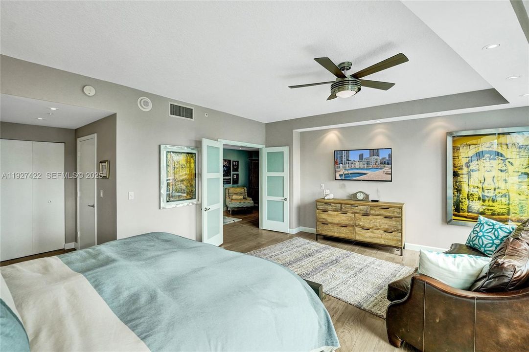 : $975,000 (2 camas, 2 baños, 1730 Pies cuadrados)