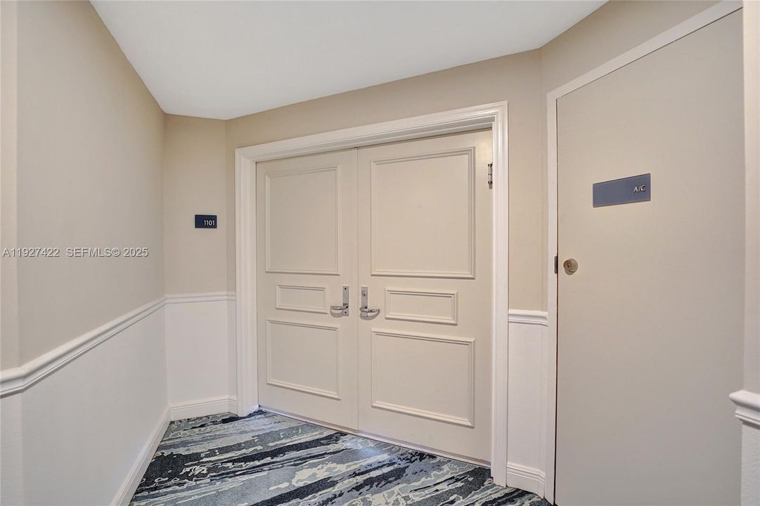 : $975,000 (2 camas, 2 baños, 1730 Pies cuadrados)