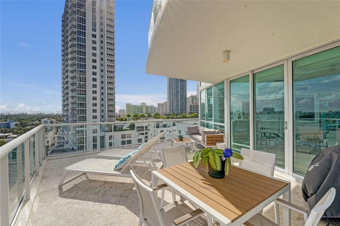 : $975,000 (2 camas, 2 baños, 1730 Pies cuadrados)