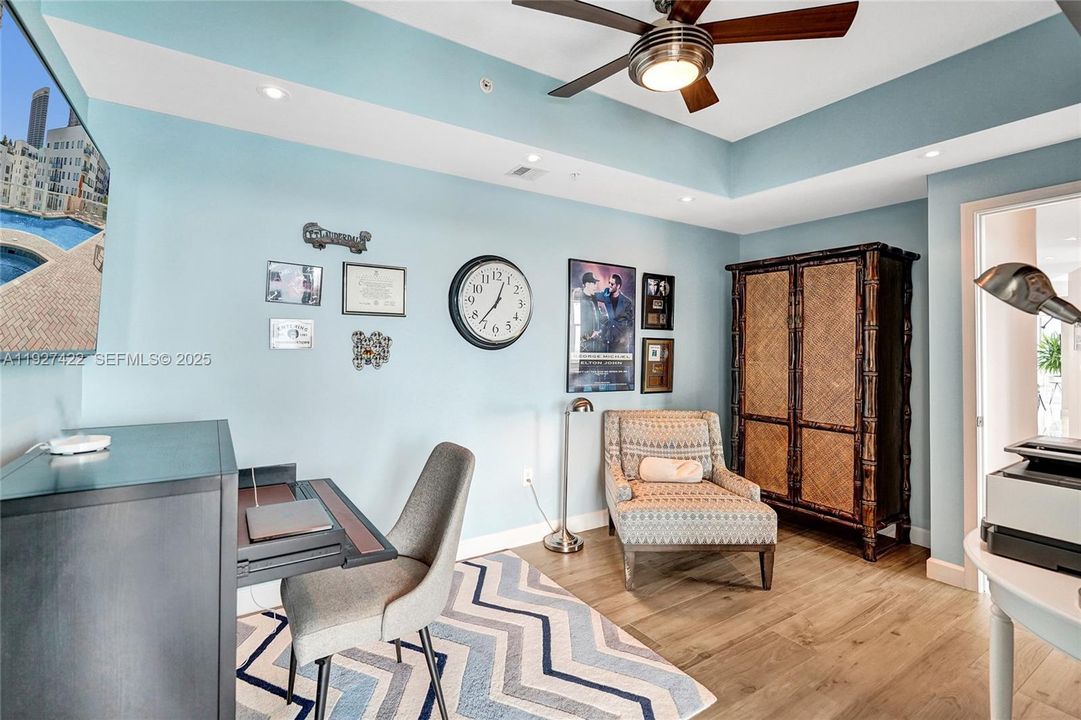 : $975,000 (2 camas, 2 baños, 1730 Pies cuadrados)