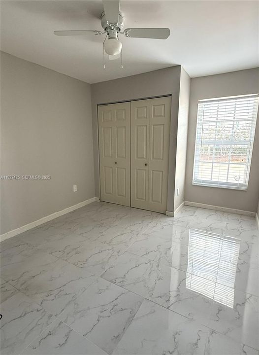 待售: $459,999 (3 贝兹, 2 浴室, 1244 平方英尺)