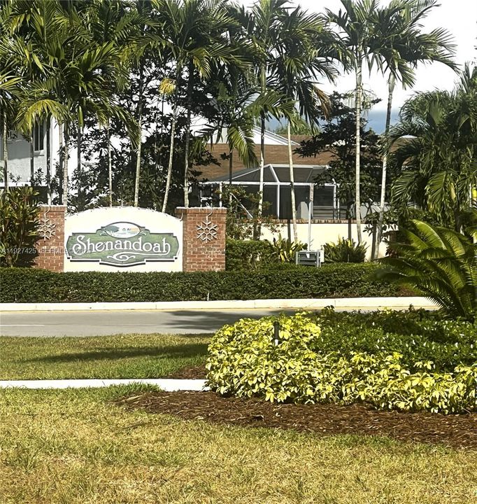 待售: $459,999 (3 贝兹, 2 浴室, 1244 平方英尺)