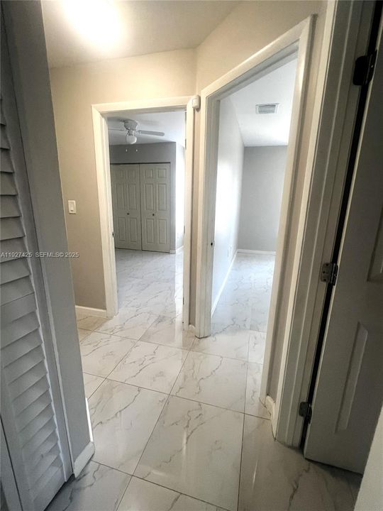 待售: $459,999 (3 贝兹, 2 浴室, 1244 平方英尺)