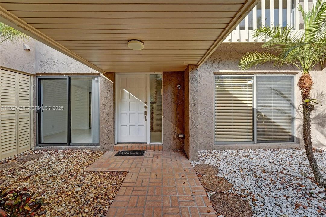 Clean plate that can be created into a garden or small eating area.