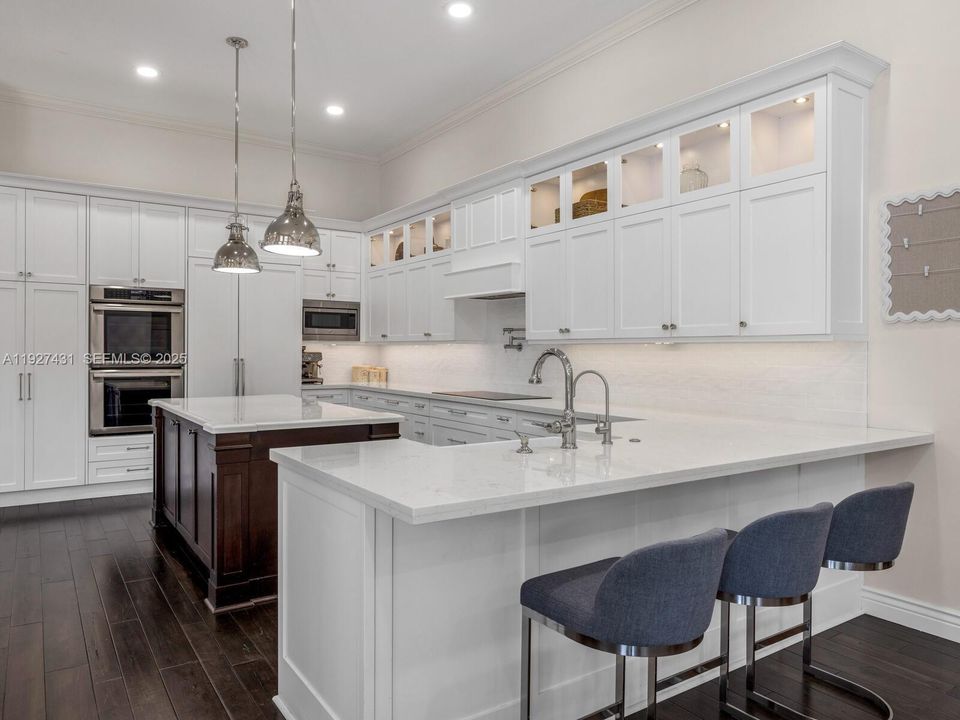 For Sale: $1,650,000 (5 beds, 3 baths, 3298 Square Feet)