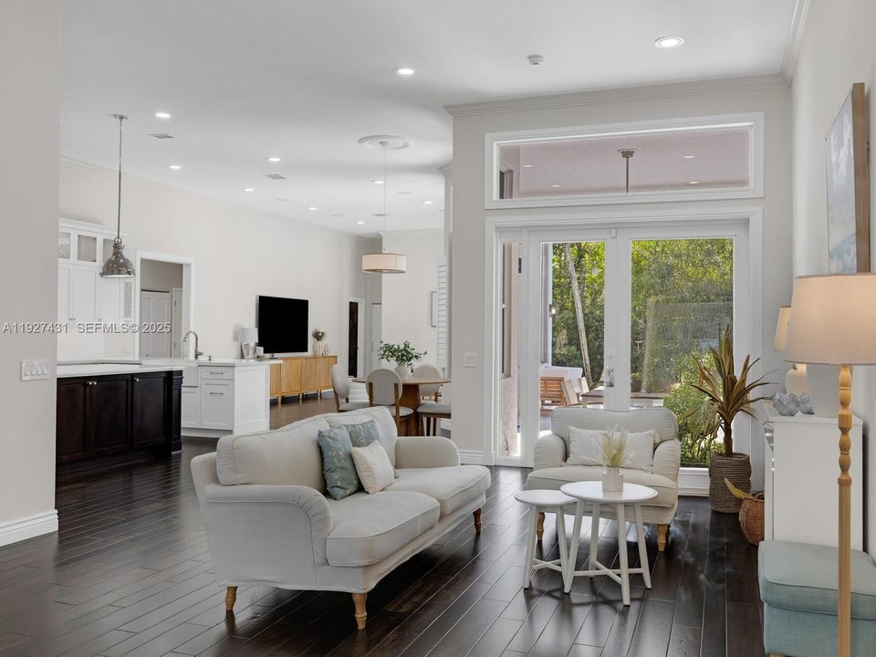 For Sale: $1,650,000 (5 beds, 3 baths, 3298 Square Feet)