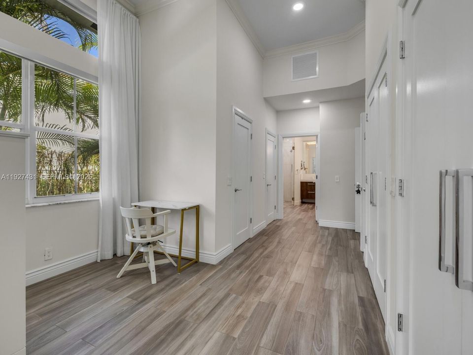 For Sale: $1,650,000 (5 beds, 3 baths, 3298 Square Feet)