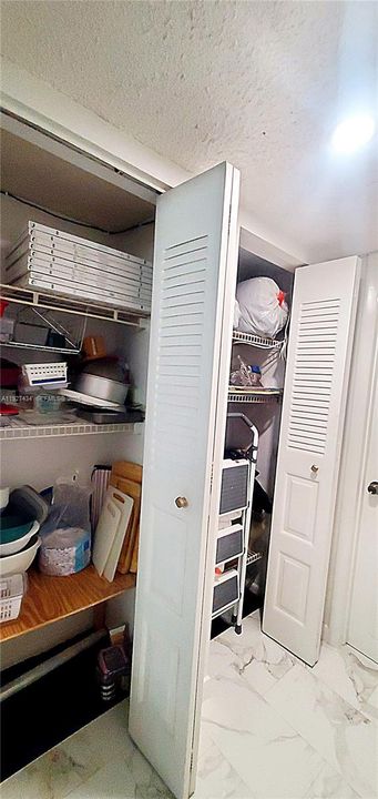 En Venta: $215,000 (2 camas, 2 baños, 1074 Pies cuadrados)