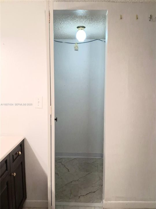 En Venta: $215,000 (2 camas, 2 baños, 1074 Pies cuadrados)