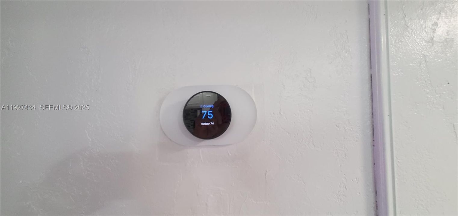 En Venta: $215,000 (2 camas, 2 baños, 1074 Pies cuadrados)