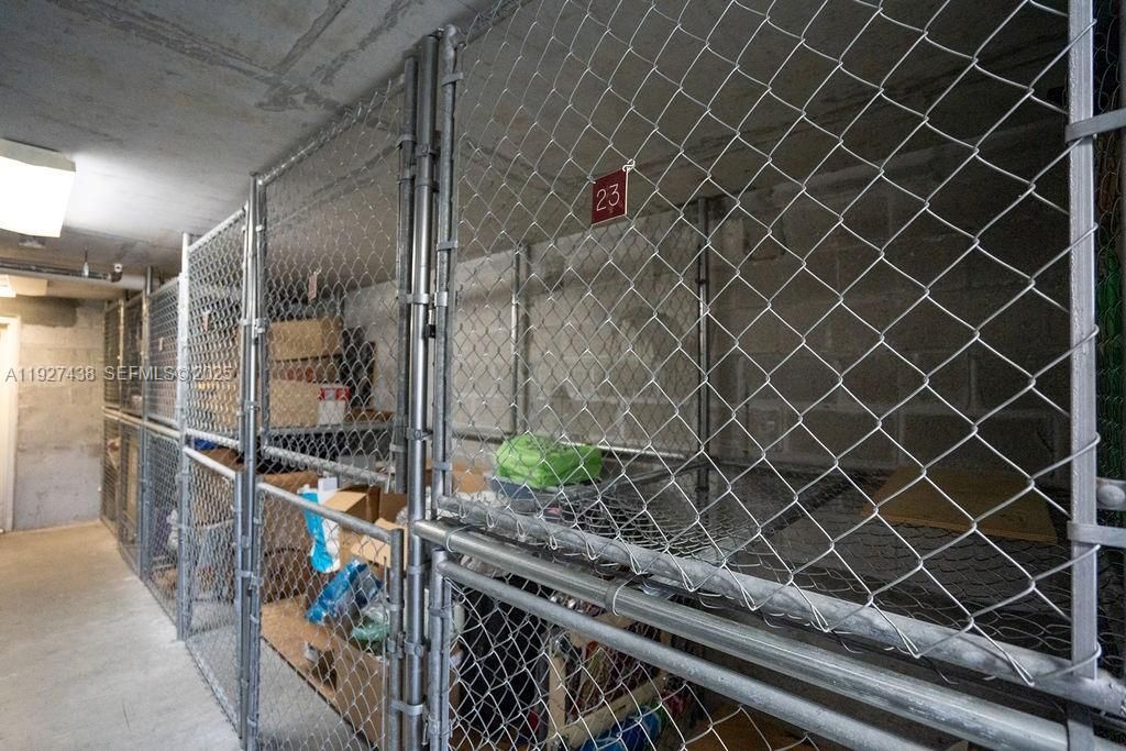 待售: $435,000 (1 贝兹, 1 浴室, 755 平方英尺)