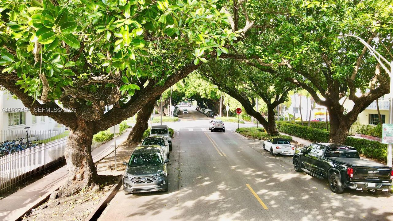 En Venta: $349,000 (1 camas, 1 baños, 680 Pies cuadrados)