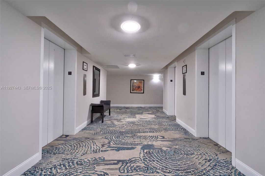 В аренду: $4,800 (2 спален, 2 ванн, 1100 Квадратных фут)